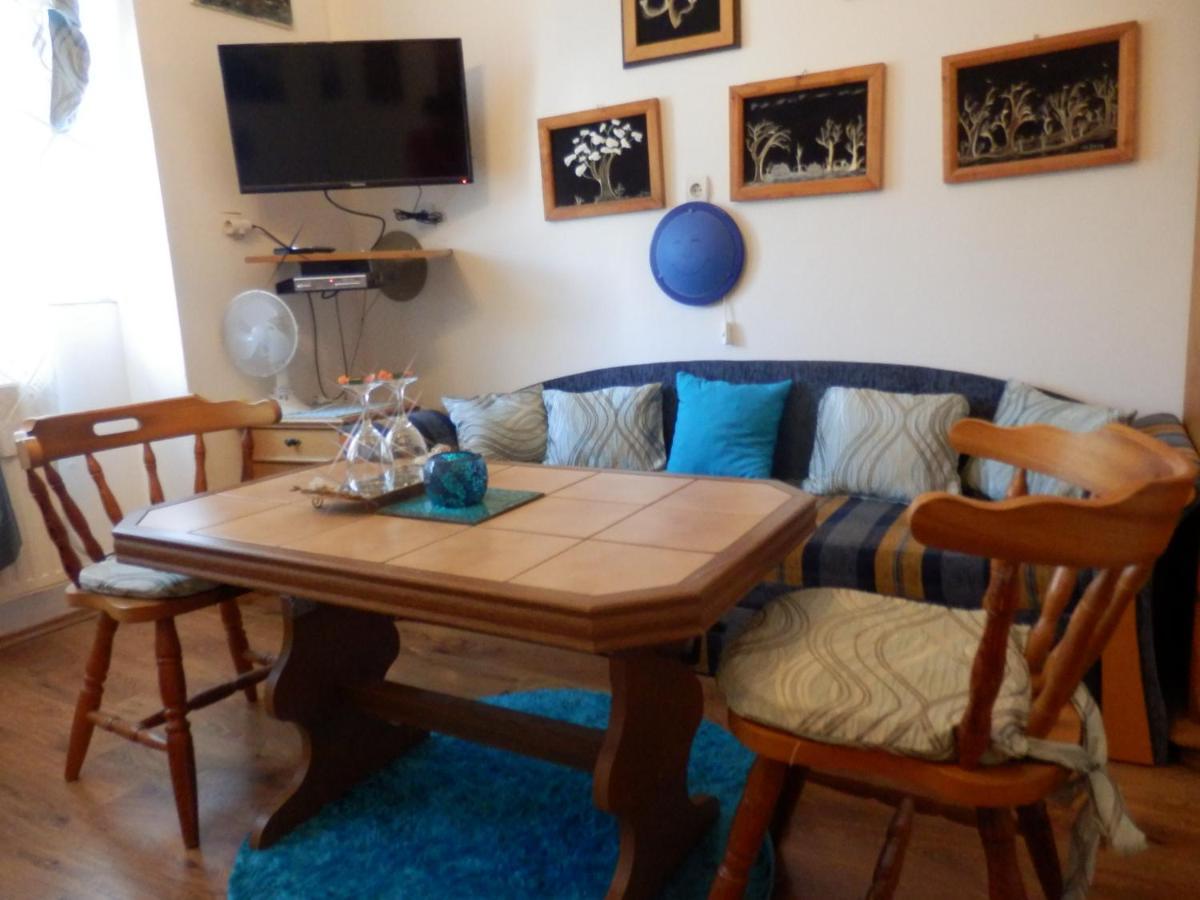 Guesthouse Ilona Velky Kamenec Ngoại thất bức ảnh