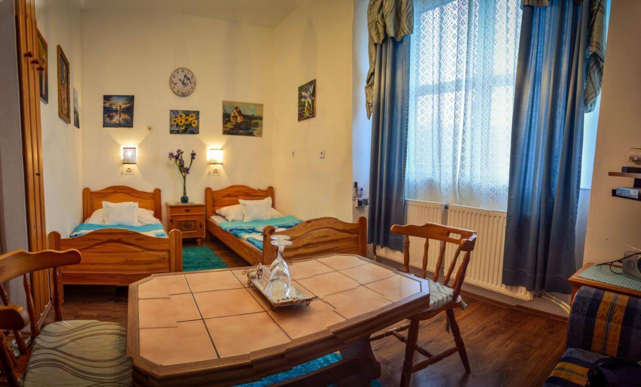 Guesthouse Ilona Velky Kamenec Ngoại thất bức ảnh